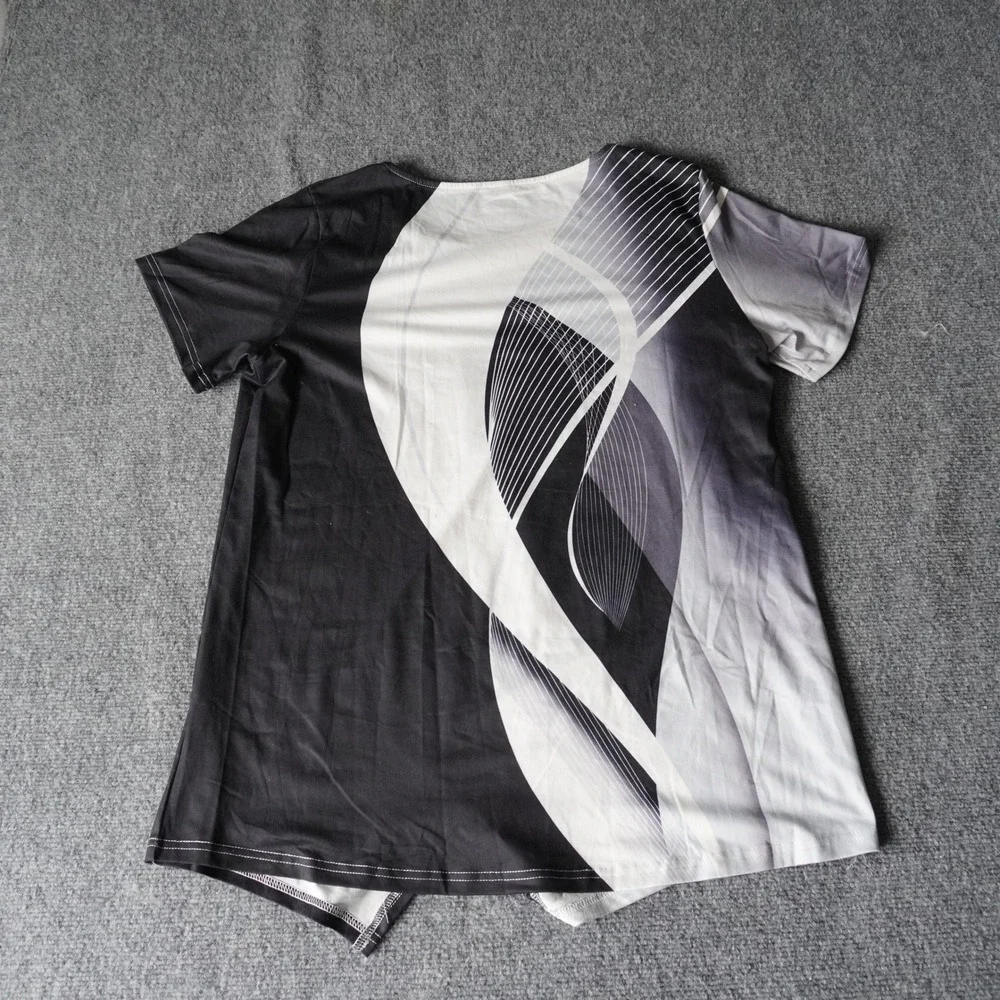 Abstract Black White Tunic Top, Short Sleeve, Women's Large Asymmetrical‎ - Picture 4 of 6